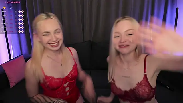 enjoyment_place (G young) - Play with nipples close to the camera