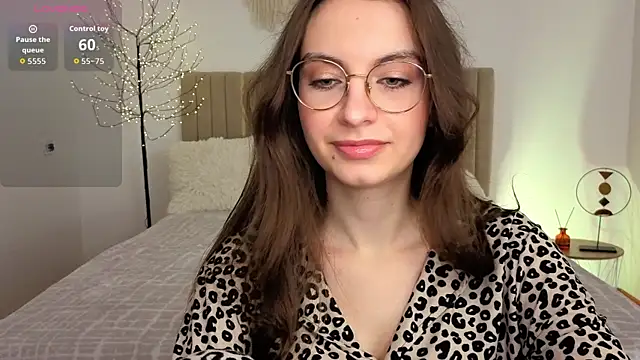 Real_cutie1 webcam