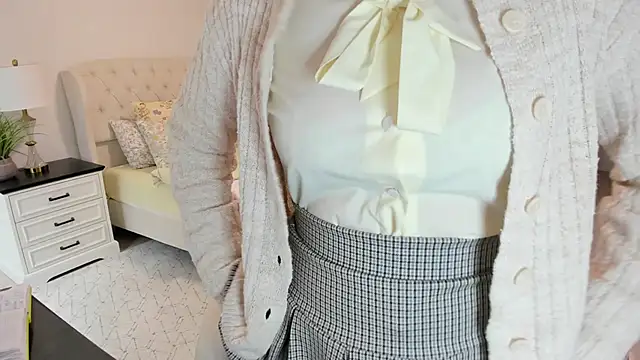 vika73 - Vika73's free webcam - UK Sex Cams