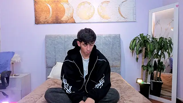 demian_hot99 (M twink) - let's cum