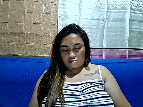 Lonely_Heart webcam