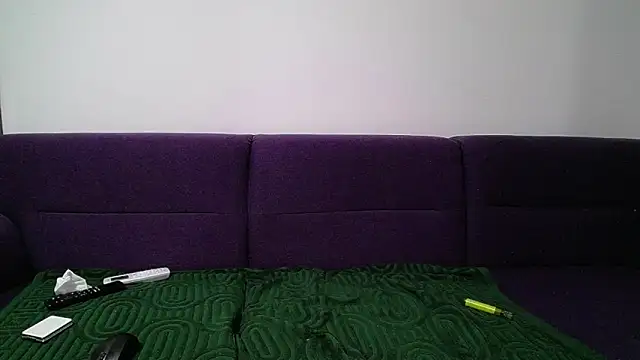 Julianna68 webcam