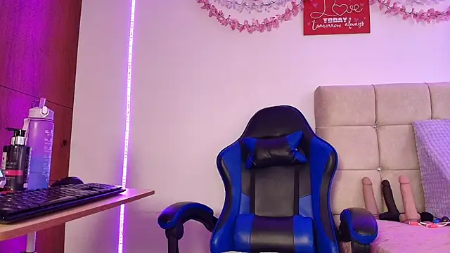 dulce_mariaa___ webcam
