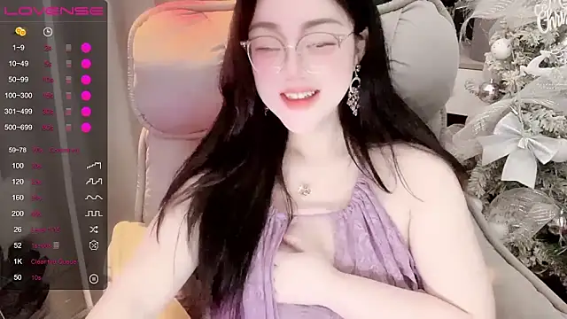Monica-666888- webcam