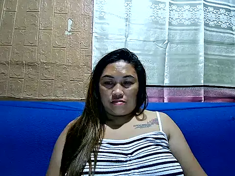 Lonely_Heart webcam