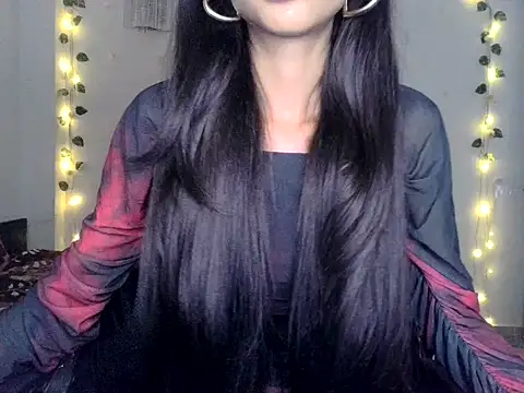 SIKSHA_SINGH live cam on StripChat