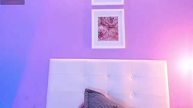 Charlotte11-11 webcam