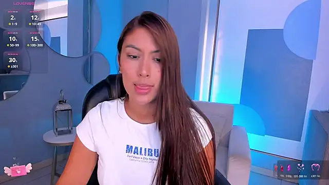ArianaDumont webcam