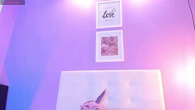 Charlotte11-11 webcam