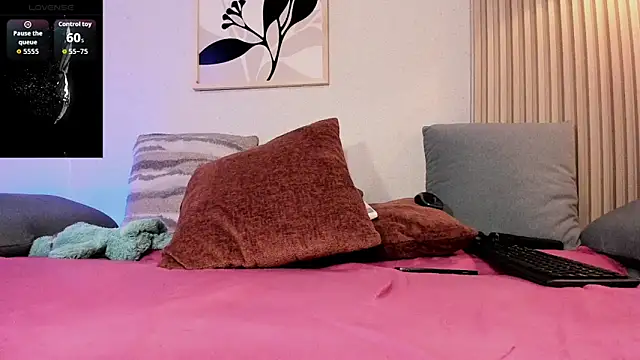 HannahSkies webcam
