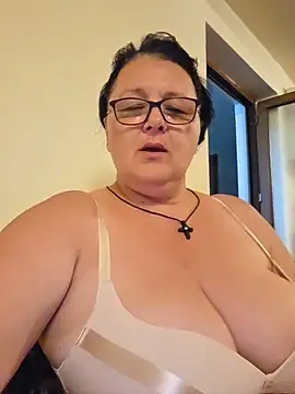 Diana_Diafan webcam