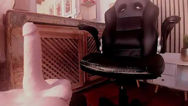 madame_ibby webcam