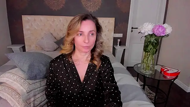 AllisonWilliams live cam on StripChat
