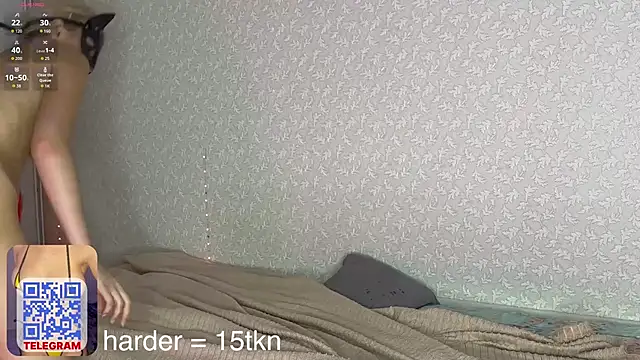 cream_fucks webcam