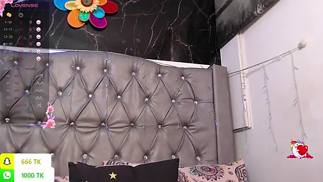 LAILAGUMMY live sex cam