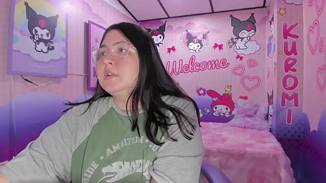 Dulce_meow live cam on StripChat
