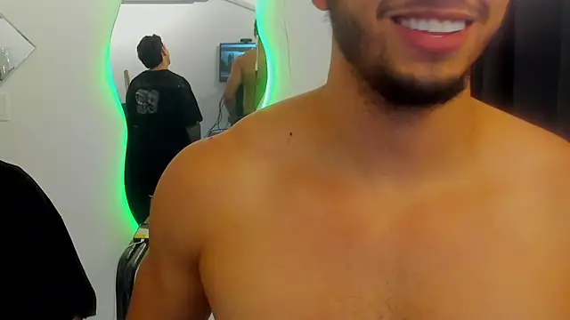 Kris_Khalifa69 live cam on StripChat