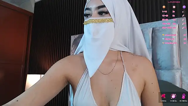 Zahra_milks