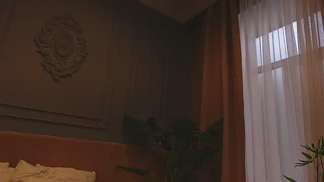 Liv_Fay webcam