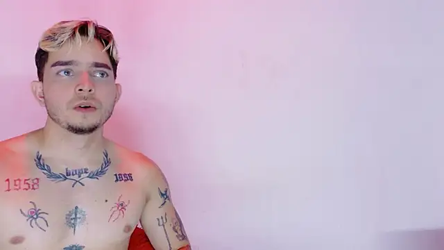 AliceandMax webcam