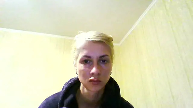 SunnyGirl- live cam on StripChat