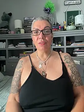 dieseldame1313 webcam