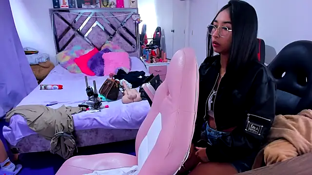 Luna_Analya webcam