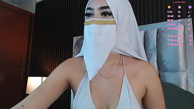 Zahra_milks webcam