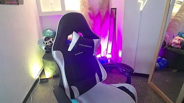 melodyy_as webcam