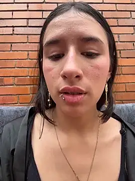 LilyRossi_ live cam on StripChat