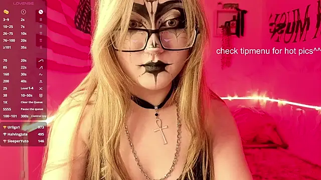 CucKuhta live cam on StripChat