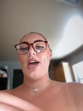 lovely_beast webcam