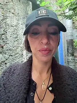 Lalla_Amani webcam