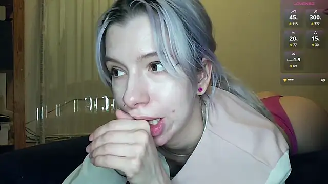 cruellagoth666 live cam on StripChat