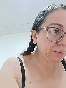 miss_hanna07 live cam on StripChat