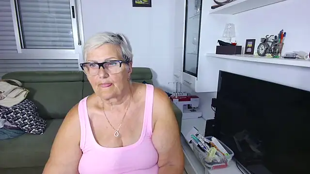 Selenna57 live sex cam