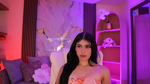 JadeSummerr live cam on StripChat
