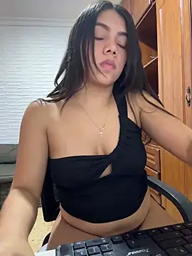 Luna_rousse26 live cam on StripChat