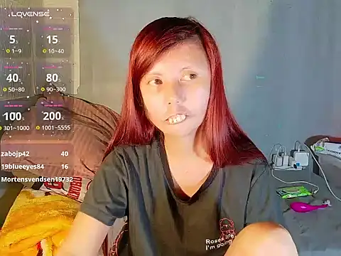 Lady_moon95 live cam on StripChat
