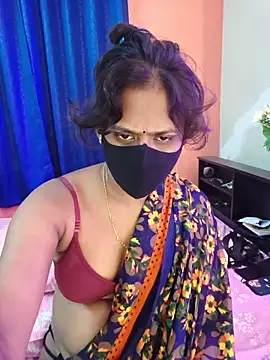 Lena_mahiyaa live cam on StripChat