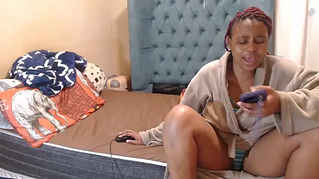 EbonyEssence webcam