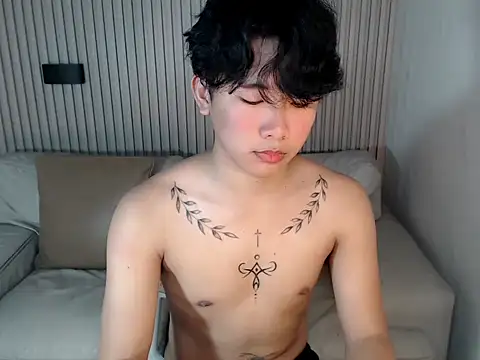 XtraHot_Alex live cam on StripChat