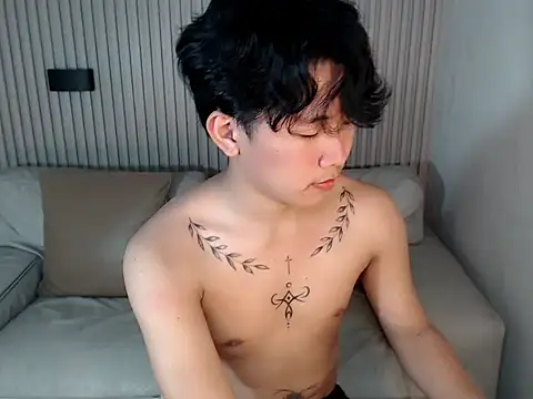 xtrahot_alex (M twink) - HI ALEX