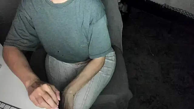 bigb00tyjudyyX webcam