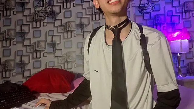 Twink_Sebas7 webcam