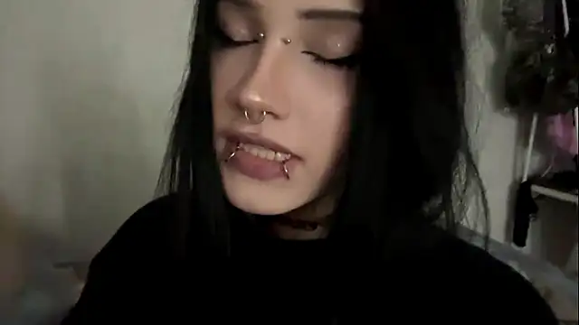 LouisePavlides webcam