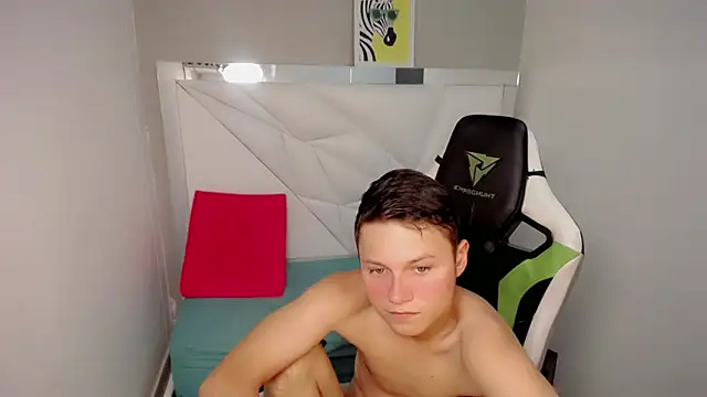 nyc_bby (M twink) - ☀️Masturbate x 5 min