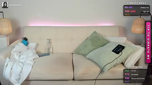 itschloelaurent webcam