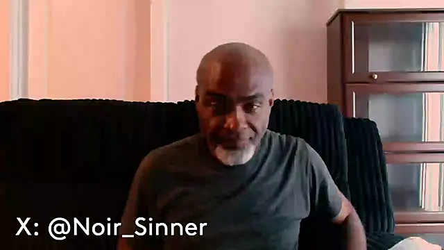 sinnernoir (M mature) - play with cock ring