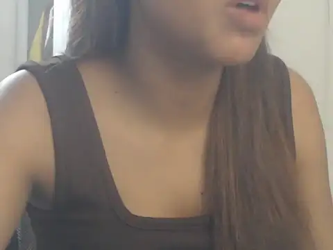 NancyRuvi webcam